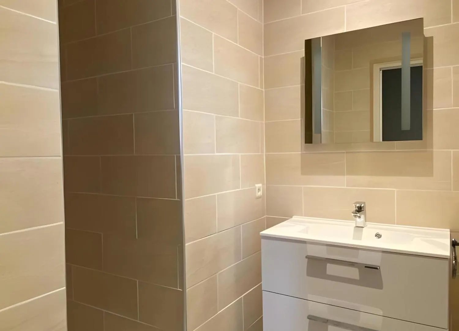 Yana Villa Arles